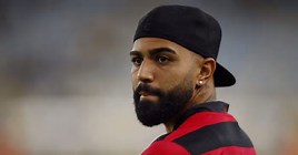 Após perder Gabigol, Flamengo dá chapéu no Sevilla e Flamengo se aproxima de atacante de 28 anos que joga no exterior